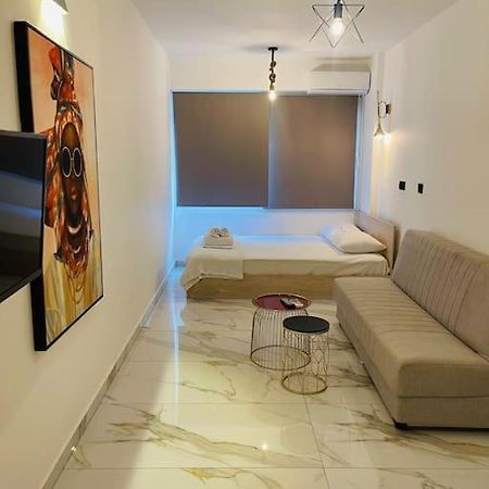 Luxury No4 Apartment In Ladadika Salonicco Esterno foto